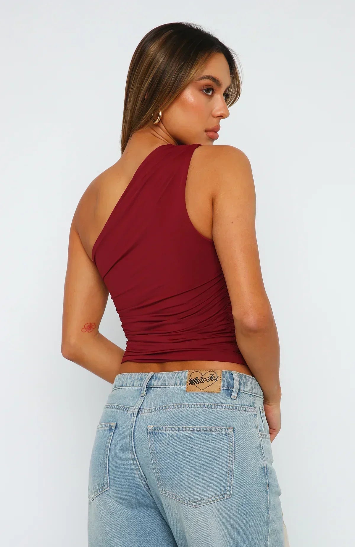 Sienna – Ruby One-Shoulder Top