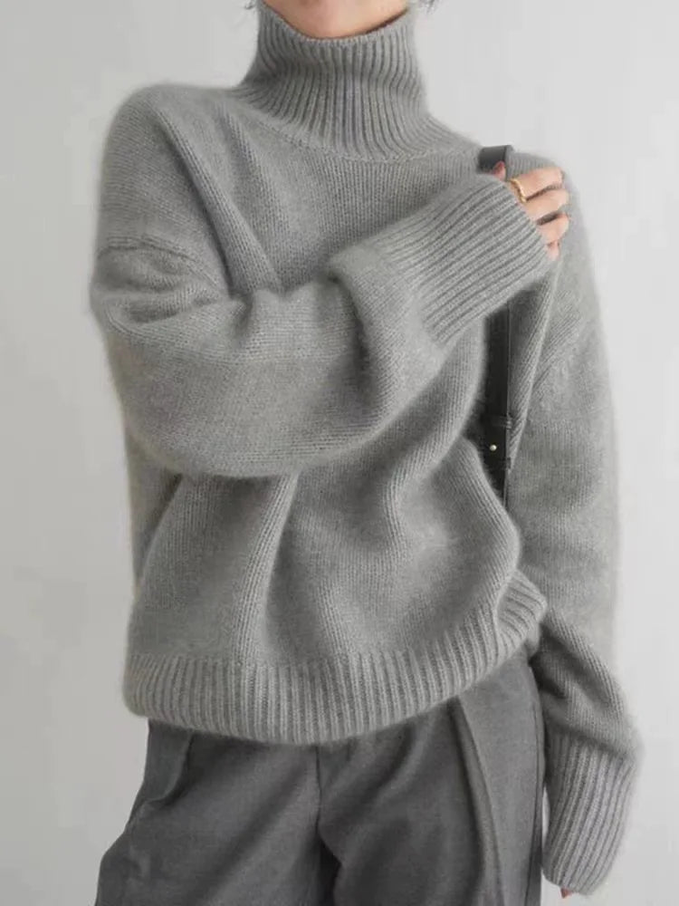 Camille™ – Cozy Grace Turtleneck