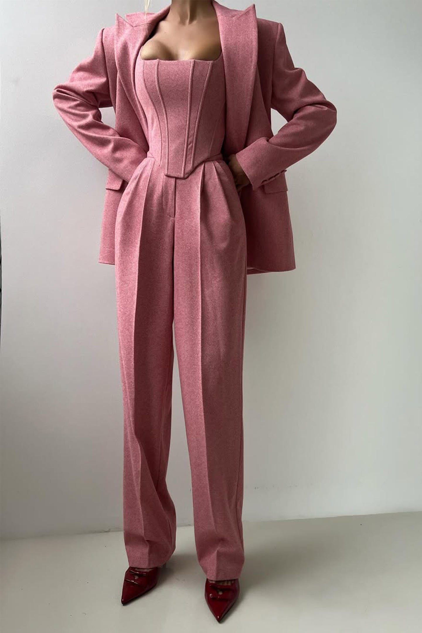 Isabella – Power Elegance Suit