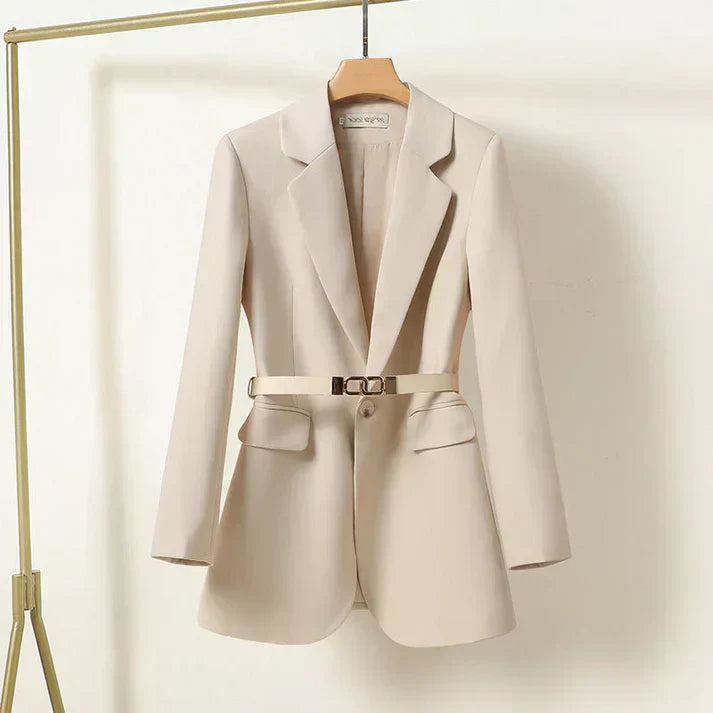 Amelia – Refined Belted Blazer
