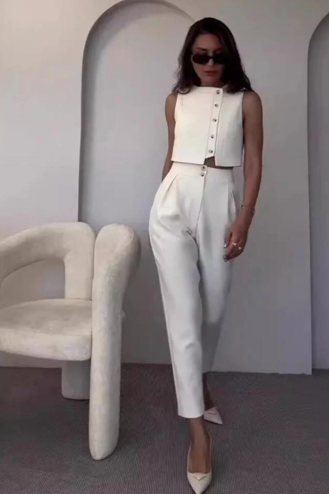 Ivory Sculpted Two-Piece Set