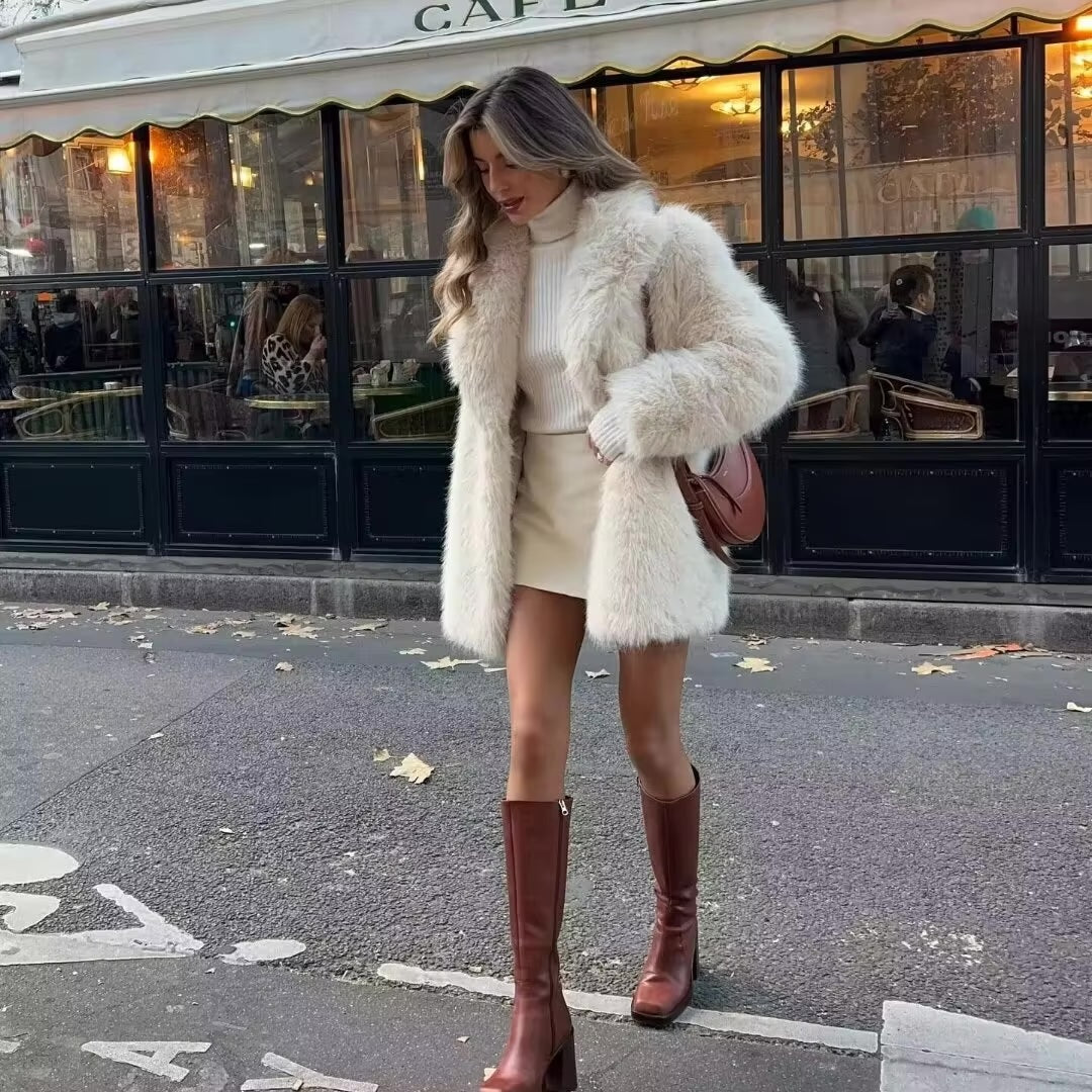 Vivienne – Luxe Winter Faux Fur Coat