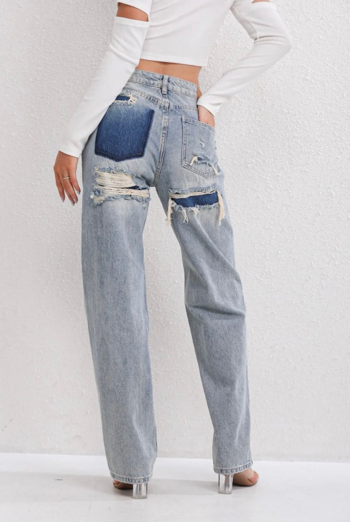 Amelia – Cloud Wash Straight Jeans